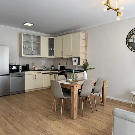 Európa Mini Apartman *